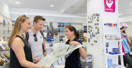 Help is there, when help is needed (Photo: Schwerdt/ Heidelberg Marketing)