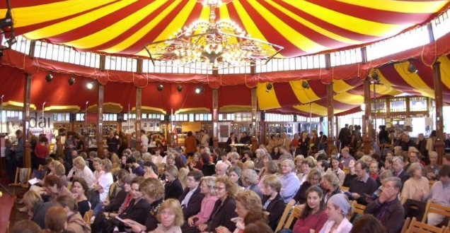 Spiegeltent during the Heidelberger Literaturtage Festival (Photo: Kresin) Spiegeltent during the Heidelberger Literaturtage Festival (Photo: Kresin)
